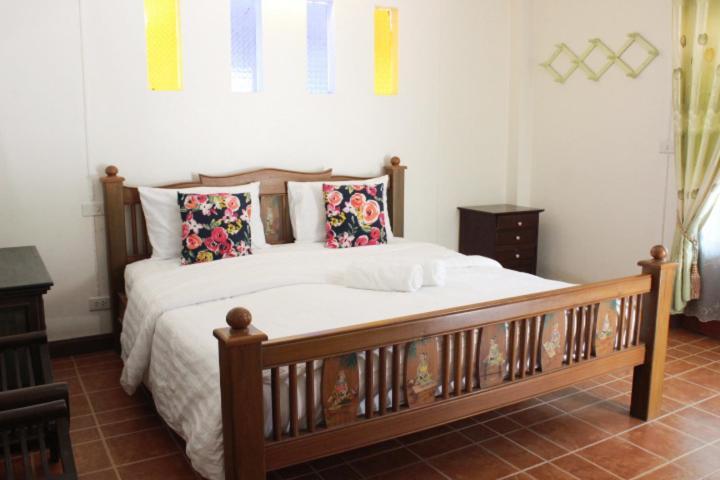 บ้านริมเนิน รีสอร์ท งาว Ngao Bagian luar foto